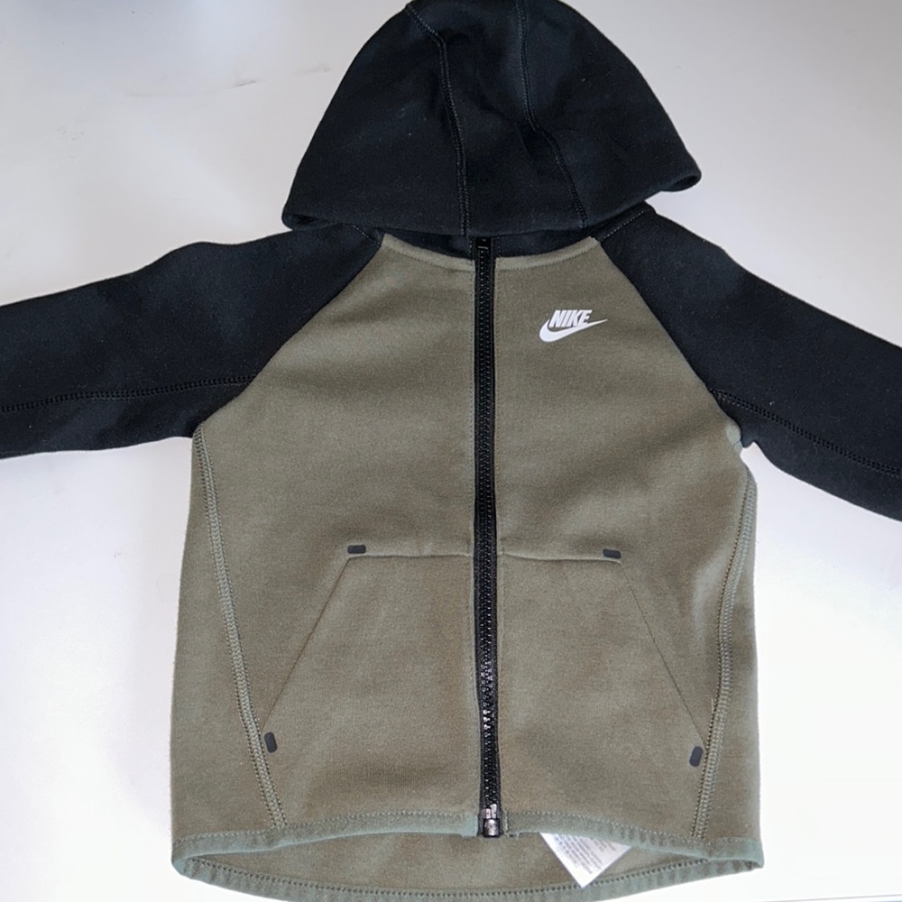Nike Sweater